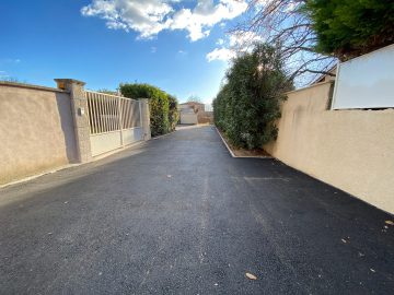 Terrassement, VRD, et enrobé d'une allée de lotissement